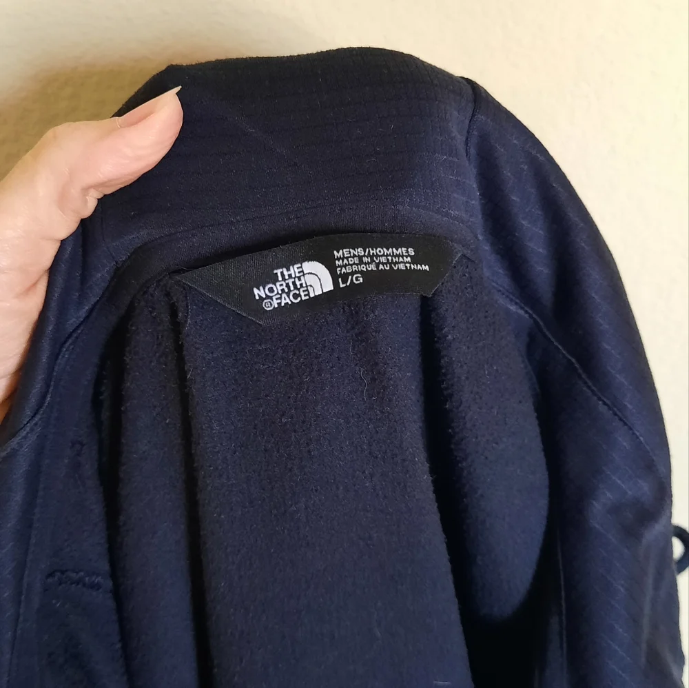 The North Face Men's Black and Gray Lightweight Jacket Sweatshirt Hoodie